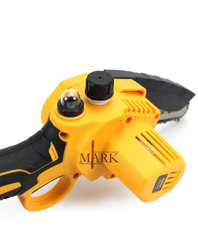 Мини-пила DeWalt DCM160N аккумуляторная, с полуавтоматической смазкой цепи (24V, 4AH, шина 15 см) в кейсе