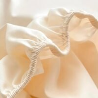 Простынь-наматрасник на резинке GSG-033 200х220+28 см Кремовый