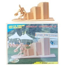 Настільна компактна дерев'яна підставка для приладдя з фігуркою Дискометувача 2 пластини S023 (NI)