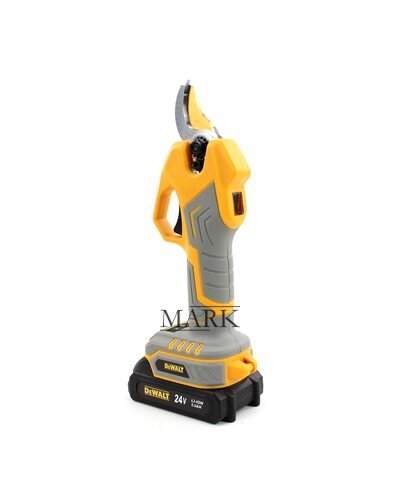 Аккумуляторный секатор DeWalt DCMPP560P2 Digital (24V, 5AH) с экраном в кейсе