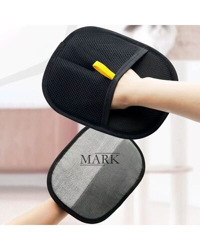 Электростатическая щетка-перчатка для чистки одежды от шерсти животных