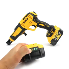 Акумуляторна мобільна мийка високого тиску для авто в кейсі для зберігання DeWalt DCPW550B (36V, 26bar)