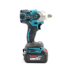 Професійний акумуляторний гайковерт Makita DWT301 з пластиковим кейсом з 2 змінними АКБ (36V, 6AH)