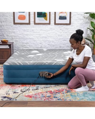 Надувная двуспальная кровать-матрас со встроенным насосом BestWay 6712Y 203 см (LM)