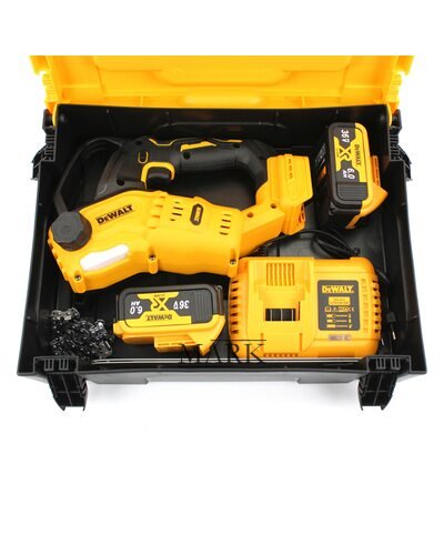 Аккумуляторная пила Dewalt DCS272N (36V, 6AH, шина 30 см) с автоматической смазкой цепи, в кейсе