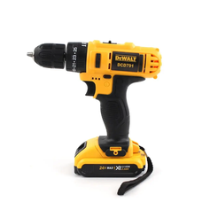 Ударный аккумуляторный беспроводной шуруповерт с инструментами и кейсом для хранения 2 аккумулятора в комплекте DeWALT DCD791 (24V, 5AH)