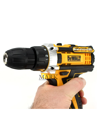 Аккумуляторный беспроводной шуруповерт с кейсом для хранения 2 аккумулятора в комплекте DeWALT DCF680G2F (12V, 2AH)